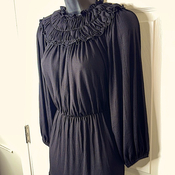 NWT - FALLL IS BLACK π made in light summer material and free flowing π΅ π π! - Picture 5 of 10